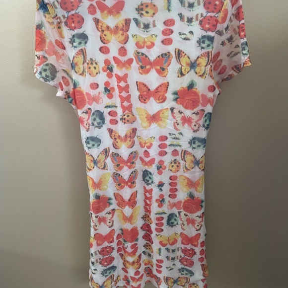 Urban outfitters dress with butterfly/ladybug pattern. Size large - Picture 4 of 4